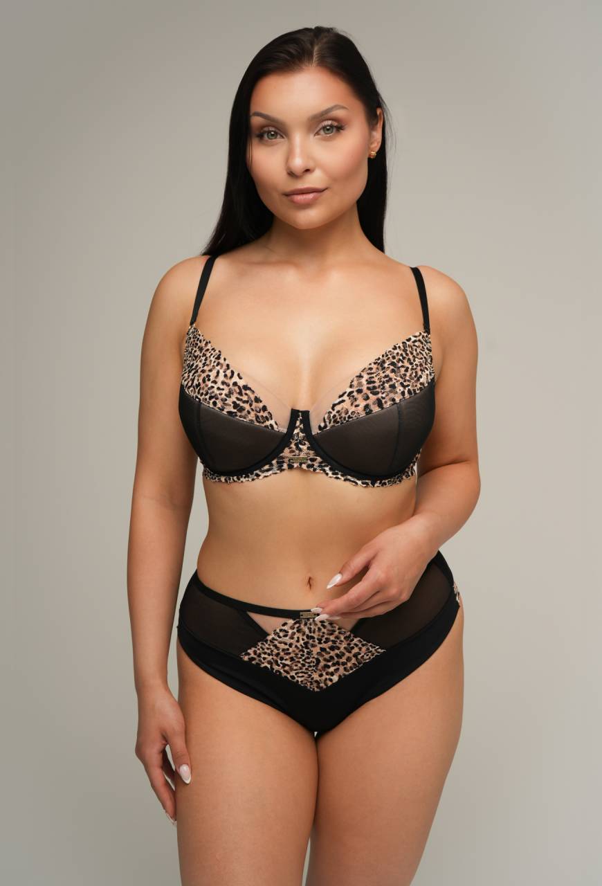 AV 2208/B Black Panther Brazilians