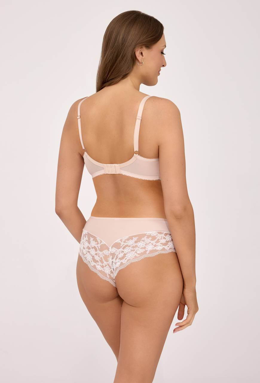 Brazyliany AV 2247/B Nude Pink – zmysłowa kwiatowa koronka